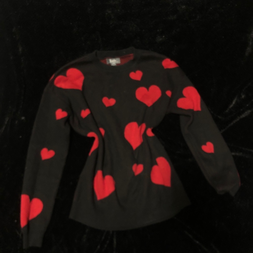 sweater - Picture 2 of 4